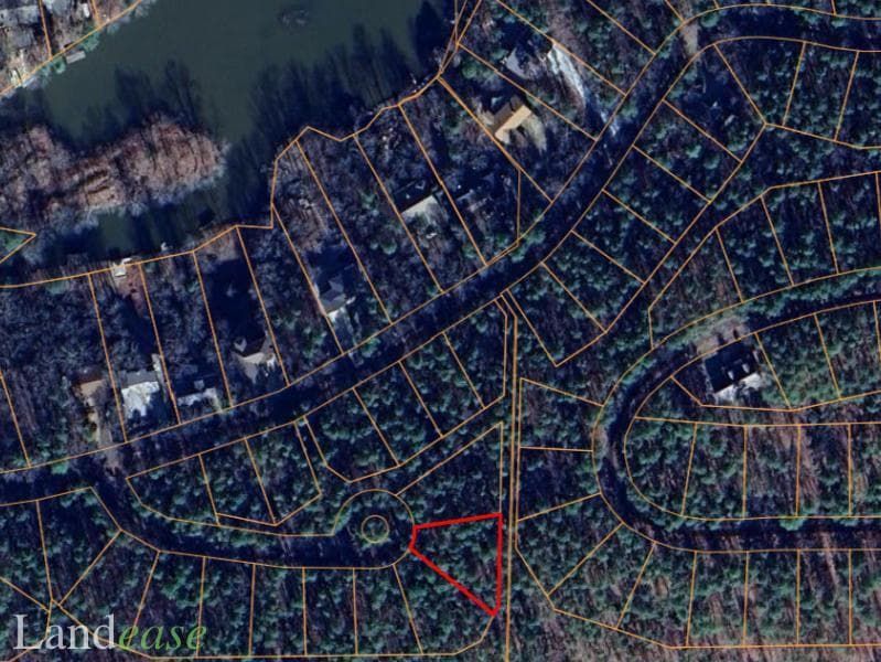 Main property image of Fineza Ln, Hot Springs Village, AR 71909